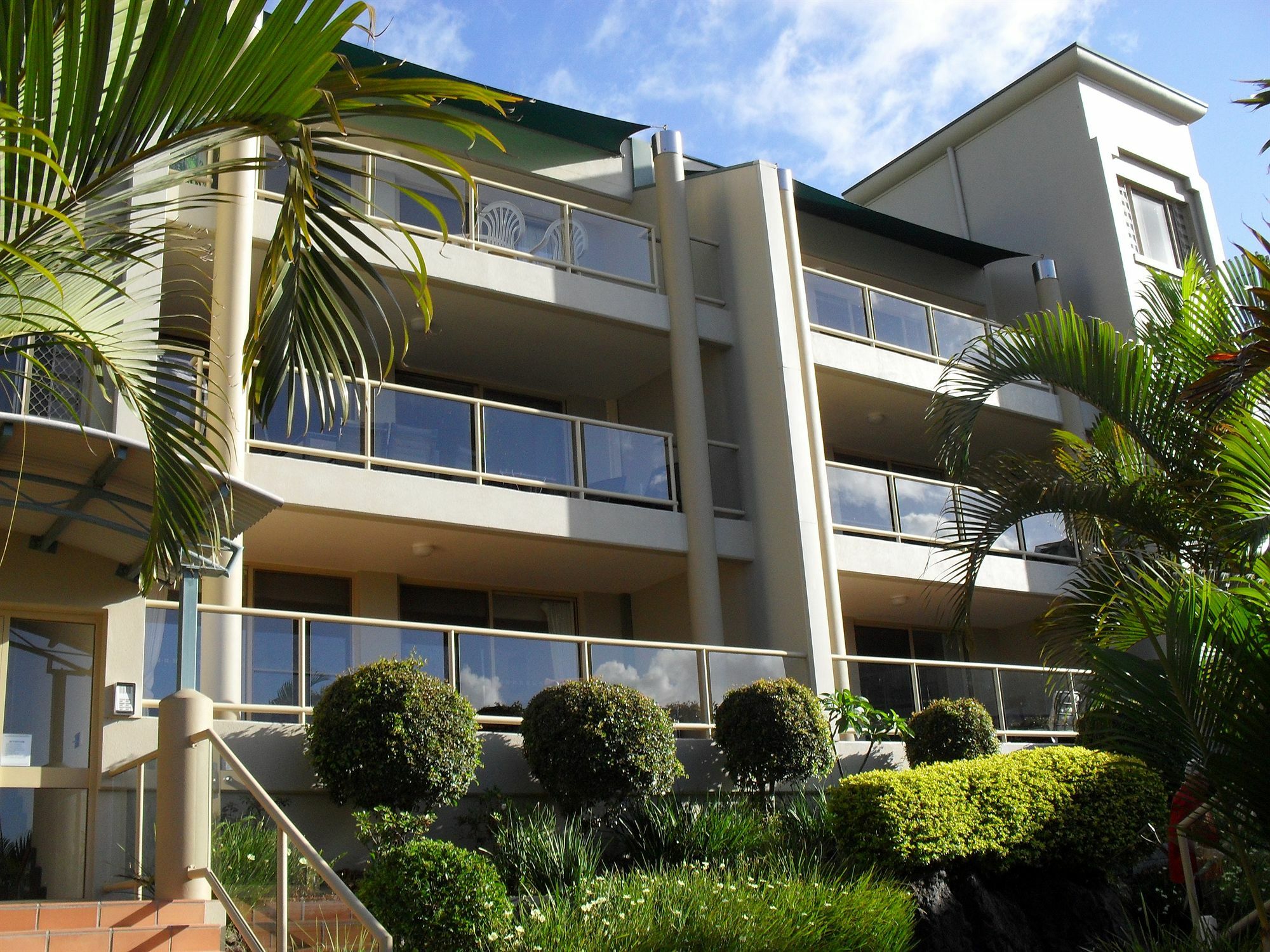 Little Cove Currumbin Aparthotel Gold Coast Exterior photo