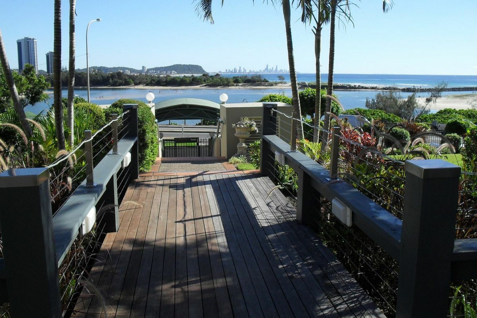 Little Cove Currumbin Aparthotel Gold Coast Exterior photo